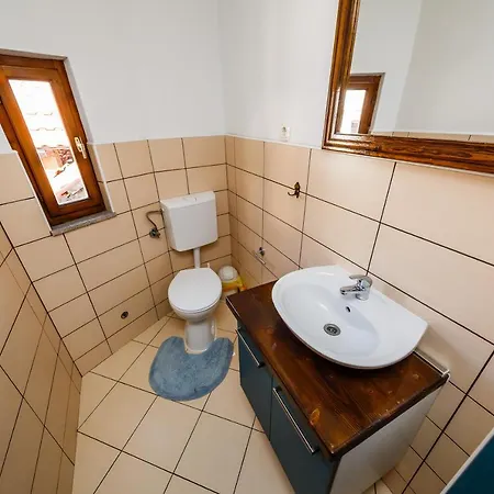Seafront Spacious Apt 120 M2 Size In The Center Daire *