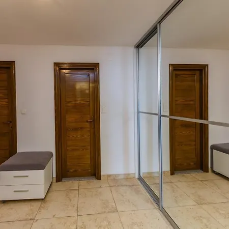 Daire Seafront Spacious Apt 120 M2 Size In The Center